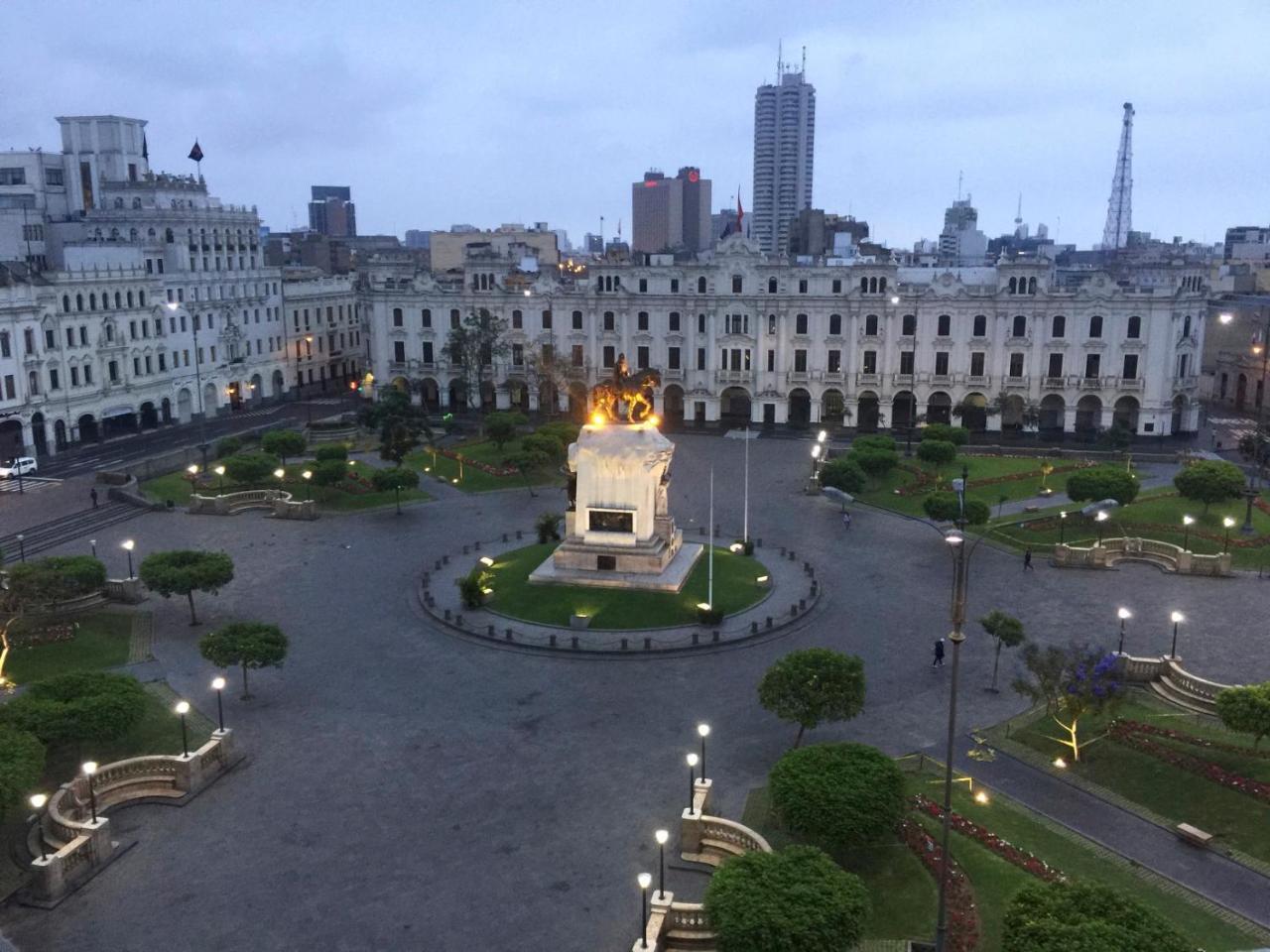 Heart Of Plaza San Martin - 2 Boutique Apartments リマ エクステリア 写真